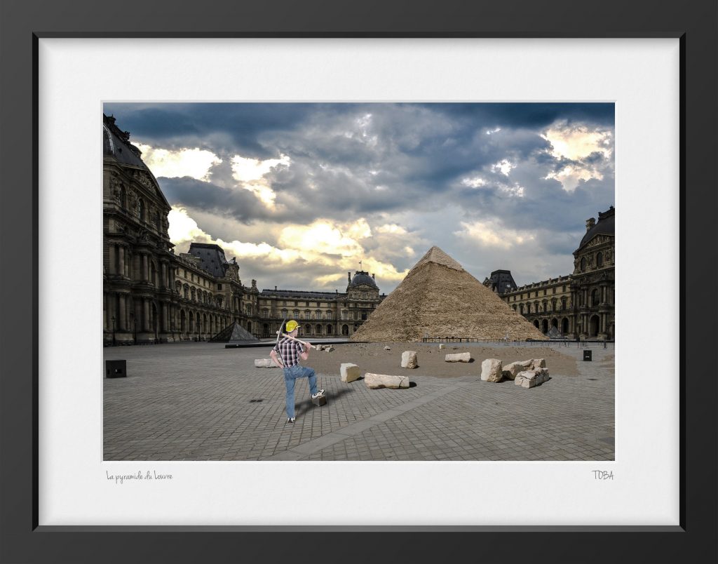 La Pyramide du Louvre reconstruite