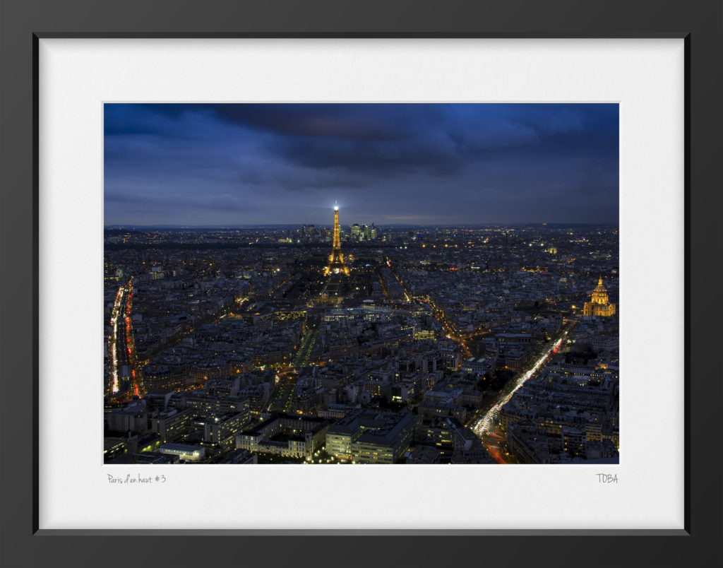 Paris la nuit vue du ciel