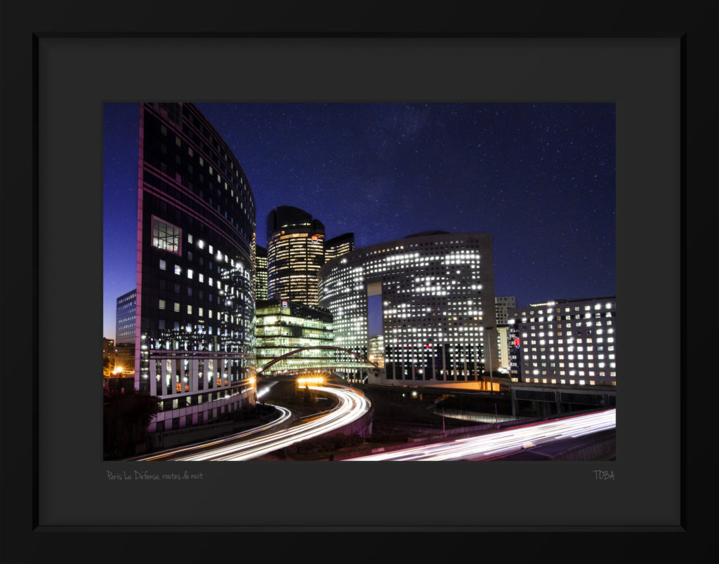 Paris La Défense, routes de nuit